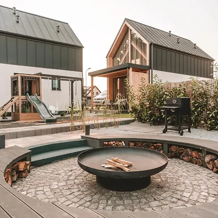 Holiday park Pura Slow Life Houses- 450 M Od Morza Trzesacz