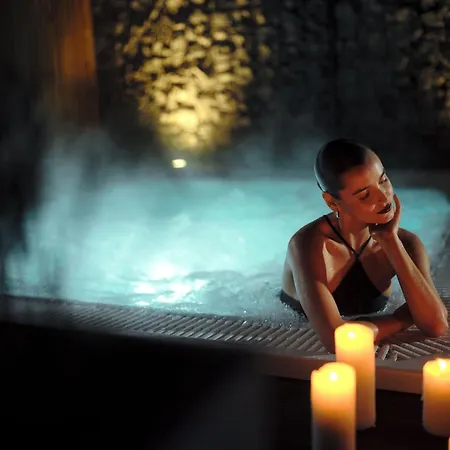 Pura New Seaside Jacuzzi Houses *